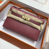  sophisticated tote bag detail view showing craftsmanship 8