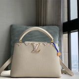  versatile structured bag detail view showing craftsmanship 14