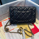 Zivas Charm Refined Structure Luxury Handbag (Statement-Ready Design) – Close-Up Detail