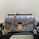  Everyday crossbody bag front view