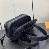  structured bag interior and compartment view