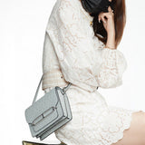  carryall bag interior and compartment view