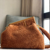 Ziva's Charm handbag – detail view (26cm*9.5cm*18cm)