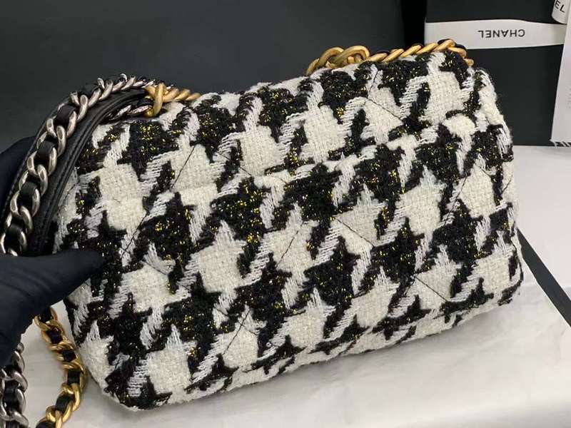 Zivas Charm Refined Structure Luxury Handbag (Premium Everyday Carry) – Back View