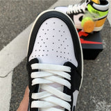 Nike Men's & Women's Luxury Fashion Trainers — Style 162 interior view
