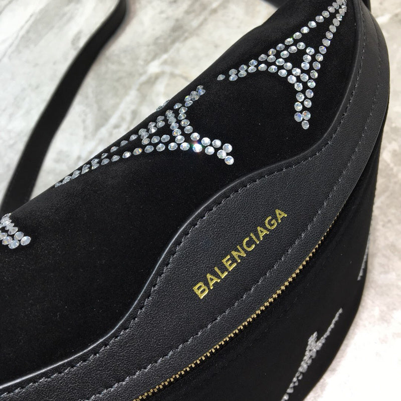 Polished Premium PU Leather Handbag - Statement Silhouette | Women's Statement Accessory #727 - hardware and detail close-up (image 5) of designer-inspired handbag