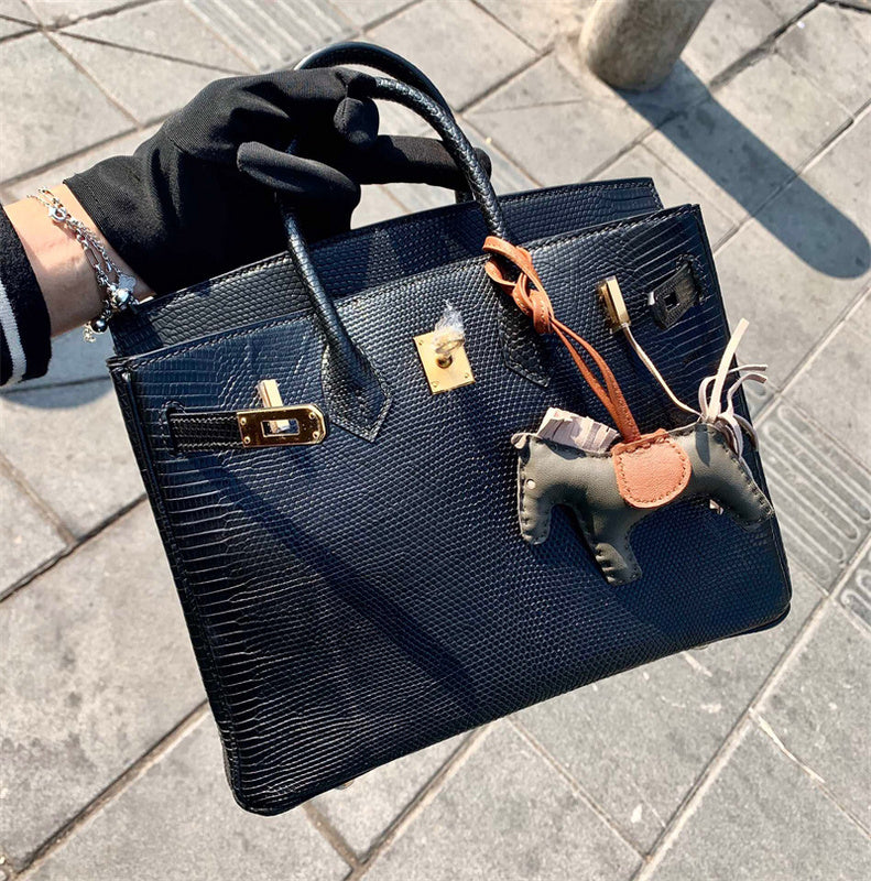  carryall bag interior and compartment view 15