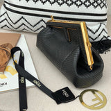 Ziva's Charm handbag – detail view (26cm*18cm*9.5cm)