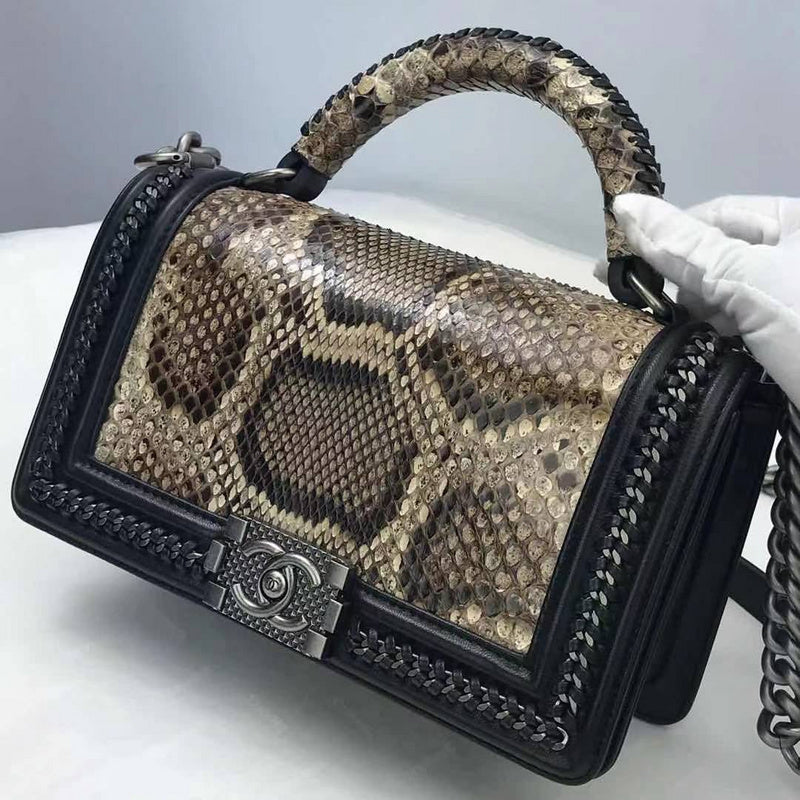  mid purse view 7
