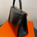  everyday tote bag detail view showing craftsmanship 8