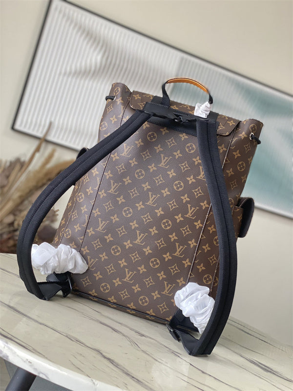  handbag interior and compartment view