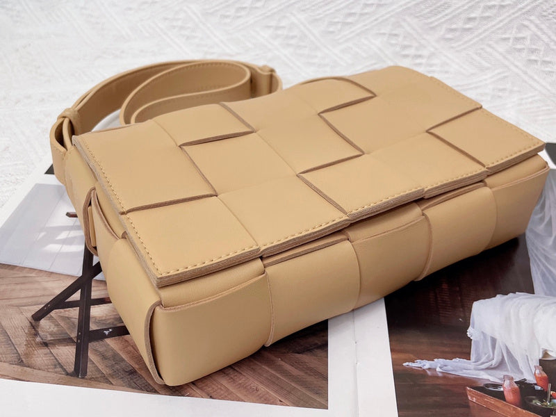 Chic Vegan Leather Handbag - Versatile Everyday Design | Women's Designer-Inspired Purse #1608 - texture close-up (image 9) of designer-inspired handbag