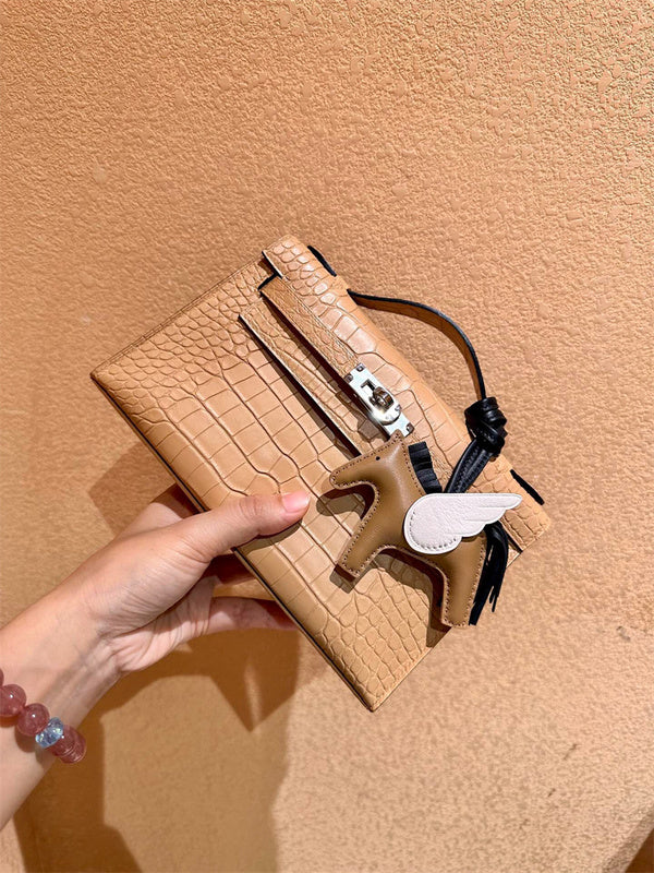  handbag interior and compartment view