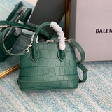 Classic Premium PU Leather Handbag - Understated Luxury Look | Women's Luxury Handbag #660 - close-up detail shot (image 3) of designer-inspired handbag