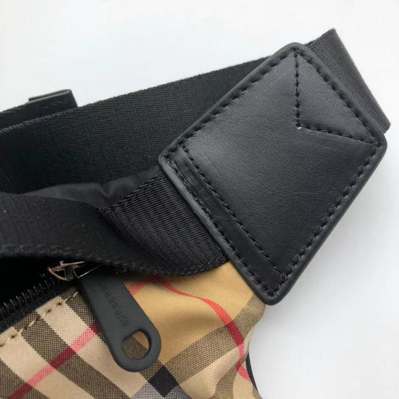Ziva's Charm handbag – interior view (one versatile size)