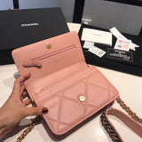 Zivas Charm Refined Structure Fashion Handbag (Considered Detail & Form) – Styled Look