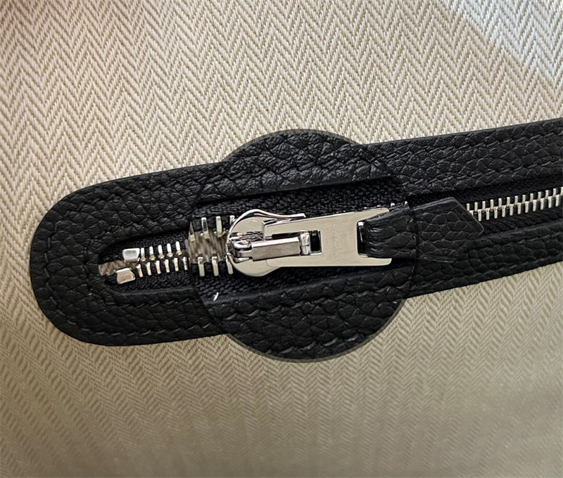  sleek everyday bag detail view showing craftsmanship