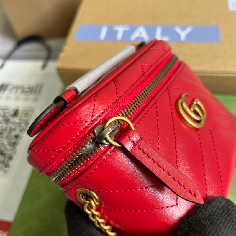 Interior view of everyday-luxe refined women's handbag – women's statement bag