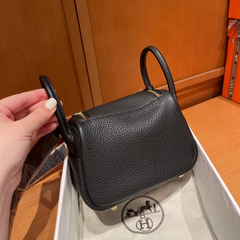 Interior view of poised premium bag