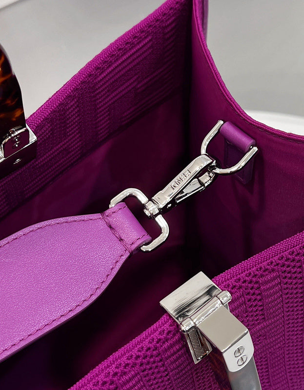 Ziva's Charm handbag – full view (Standard Size)