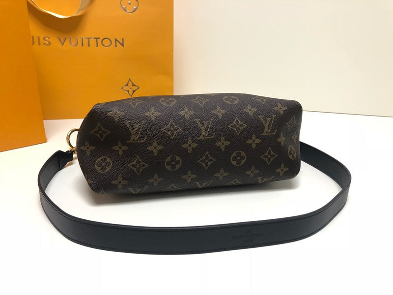 Back view of premium chic women's handbag – women's luxury handbag
