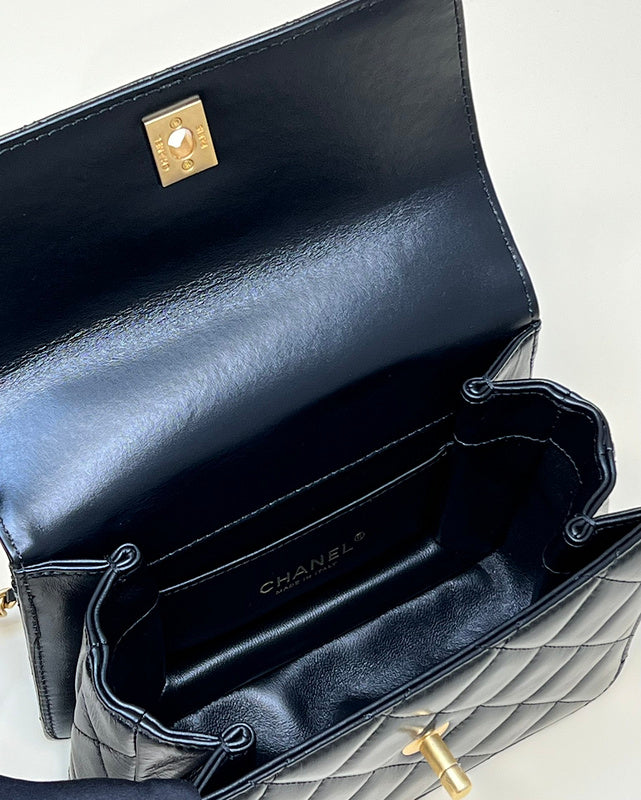  women's handbag, versatile design, view 10
