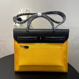  carryall bag interior and compartment view