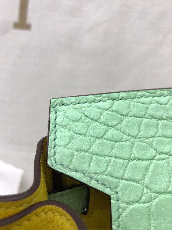 Modern bag women's premium everyday handbag