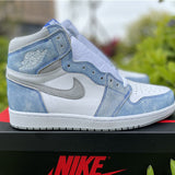 Nike crisp white luxury sneakers view 6 retro runner design