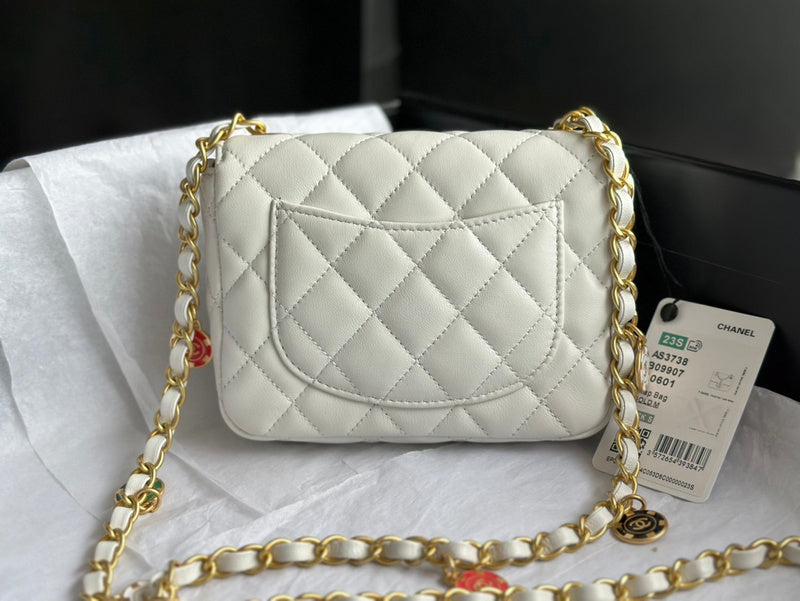 Zivas Charm Effortless Sophistication Designer Handbag (Modern Wardrobe Staple) – Full Silhouette