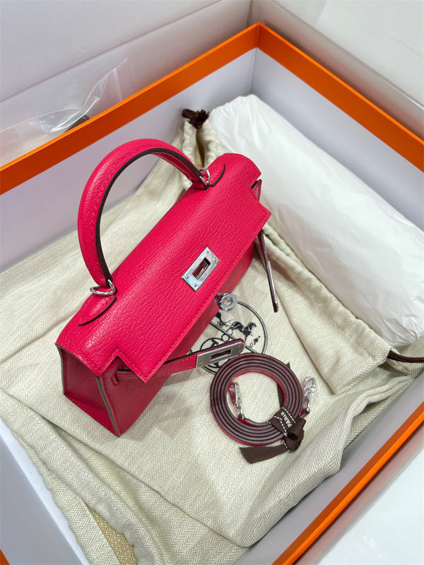 Modern shopper bag carried on shoulder 10