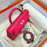  Modern shopper bag carried on shoulder 10