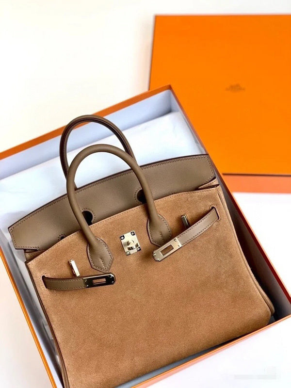 Side view of crisp structured handbag