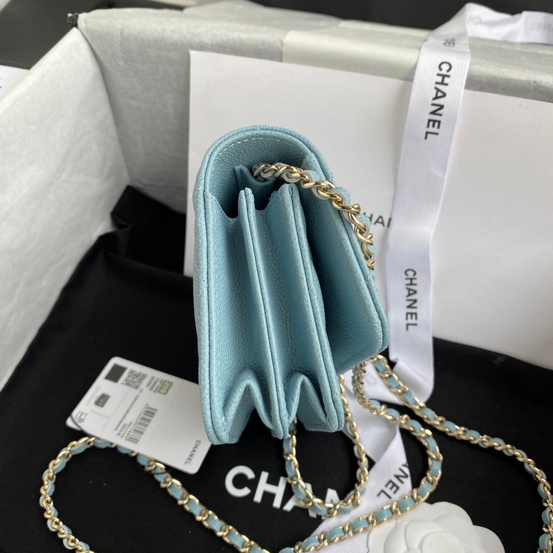 Zivas Charm Effortless Sophistication Fashion Handbag (Statement-Ready Design) – Detail View