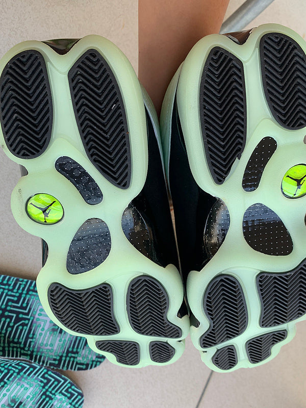 Nike Men's & Women's Designer Lifestyle Shoes — Style 224 interior view
