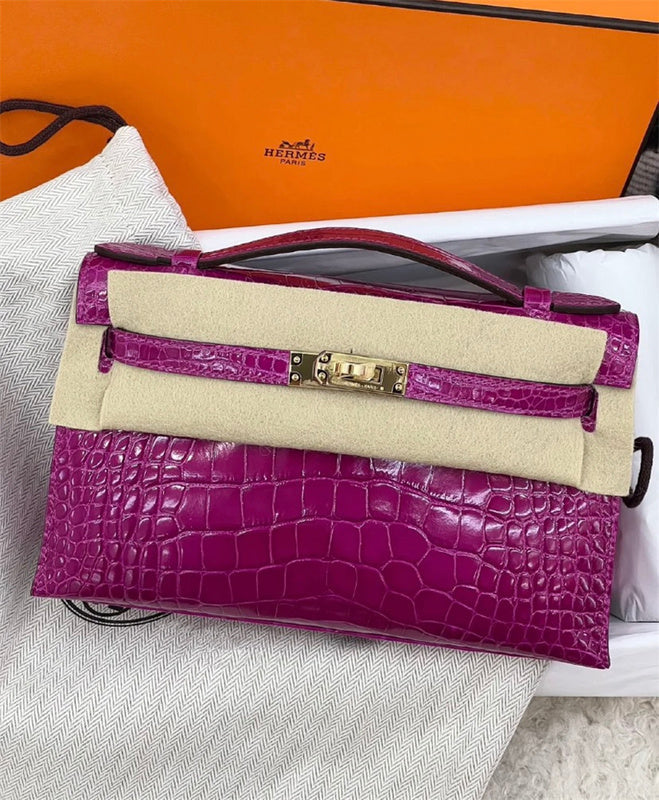  satchel interior and compartment view 15