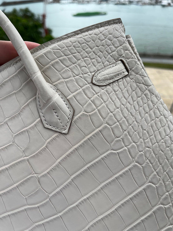 Interior view of structured premium bag