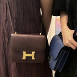 Close-up detail of streamlined bag design