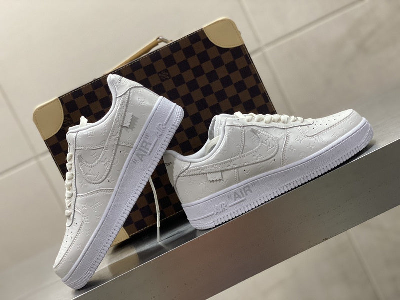 Nike clean off-white luxury sneakers view 9 chunky sole construction