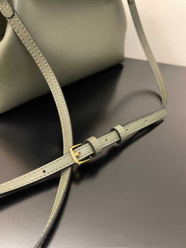 Ziva's Charm handbag – front view (26cm*9.5cm*18cm)