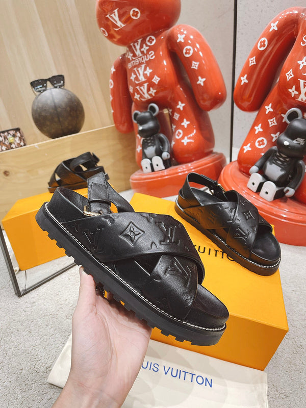 Louis Vuitton shoes Style 402 - sole and craftsmanship detail