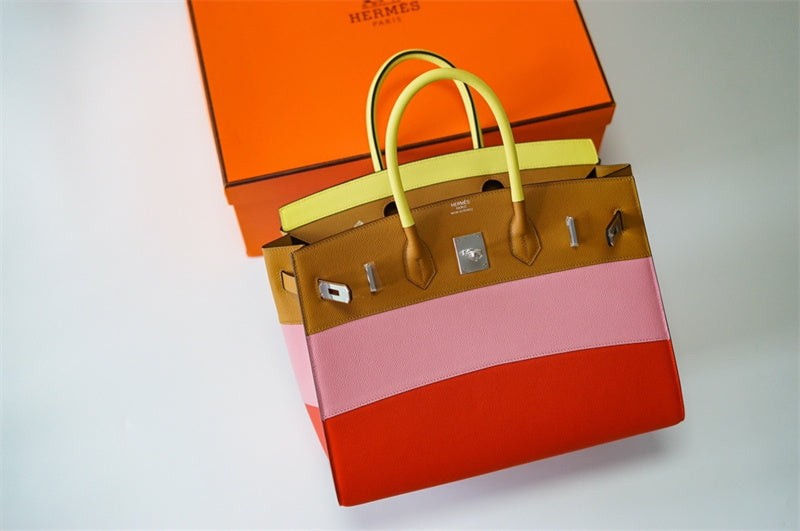Interior view of smart premium bag