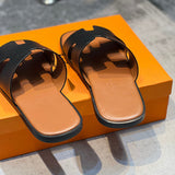 Hermes shoes Style 018 - back heel detail