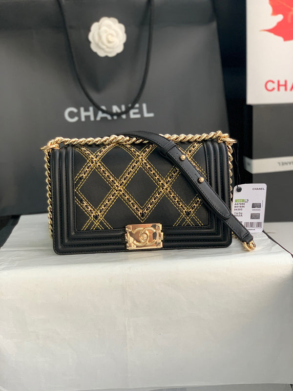 Zivas Charm Effortless Sophistication Everyday Handbag (Signature Shape & Finish) – Front View