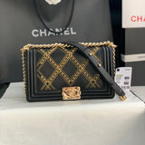 Zivas Charm Effortless Sophistication Everyday Handbag (Signature Shape & Finish) – Front View