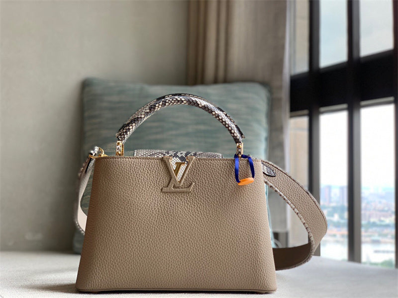  structured shopper bag styled with outfit 24