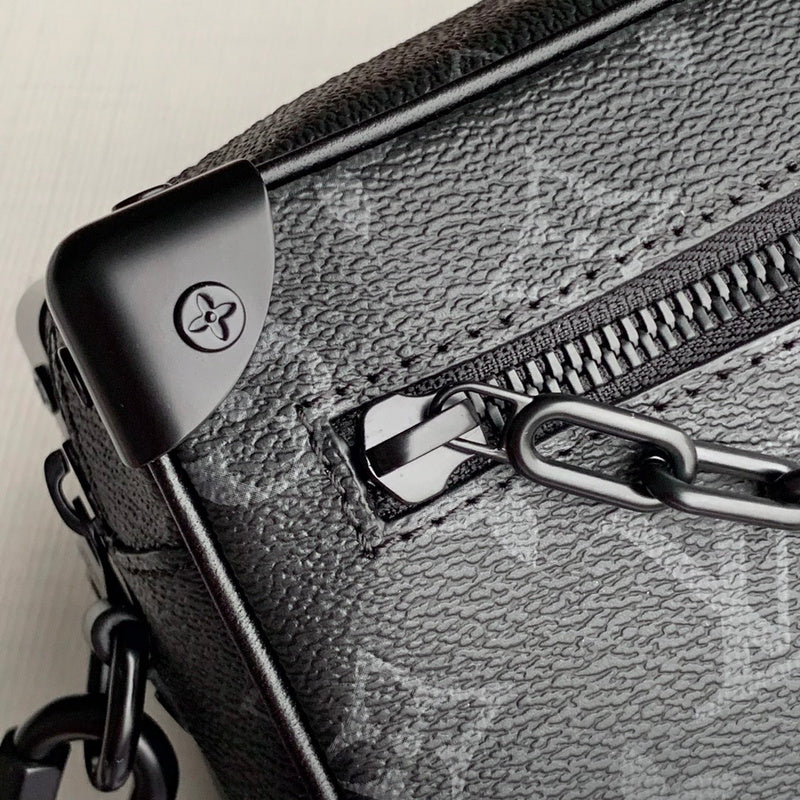 Side profile of premium structured women's handbag – women's luxury accessory