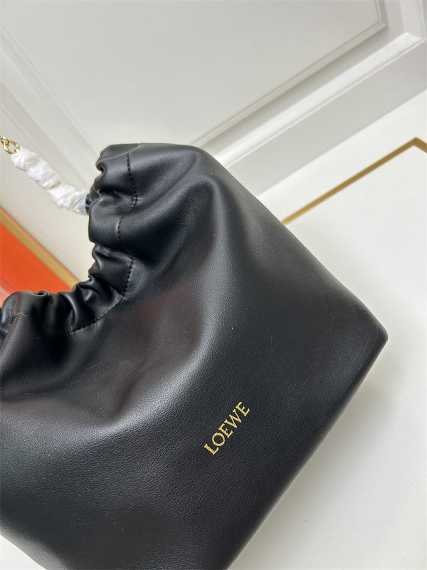 Ziva's Charm handbag – interior view (34cm*27cm*14cm)