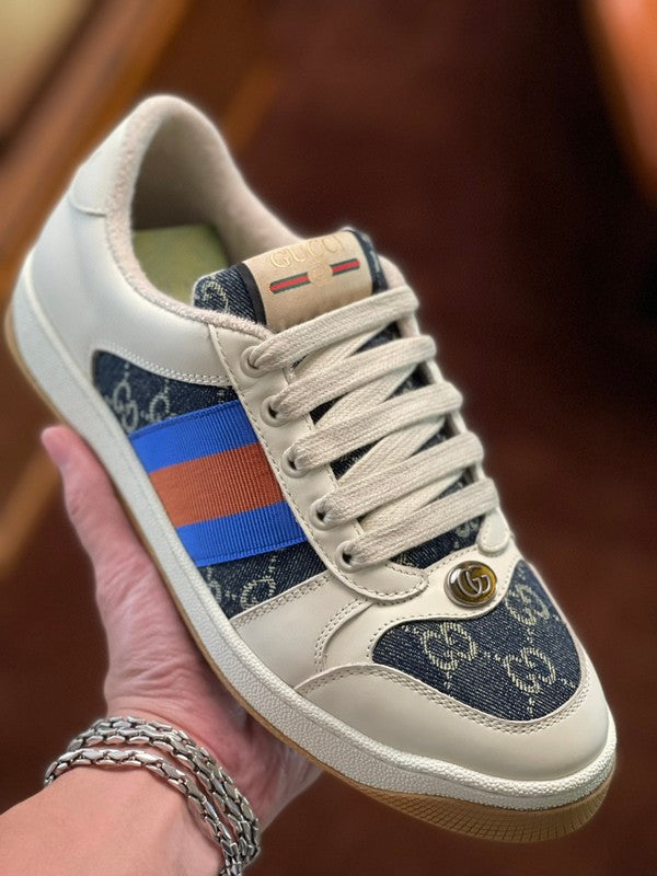 Gucci Fashion sneakers in soft grey classic court silhouette front view