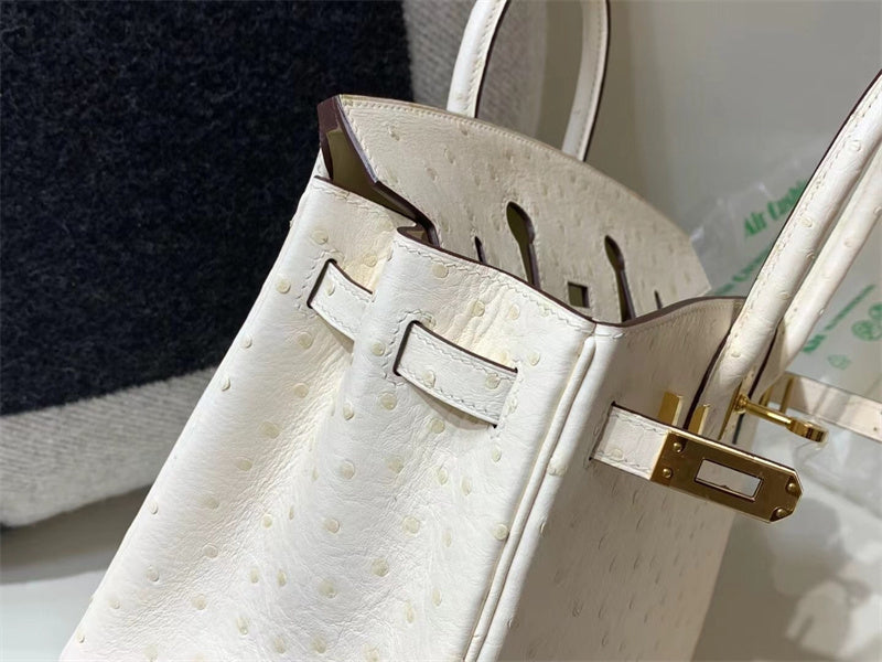 Clean-Lined bag shown from front angle